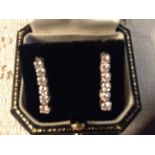 18Ct White Gold & Diamond Drop Earrings. 1.22Ct