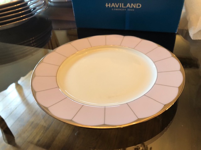 Havilland Dinner Service 'Haviland Limoges Illusion Lavender' - Image 15 of 26