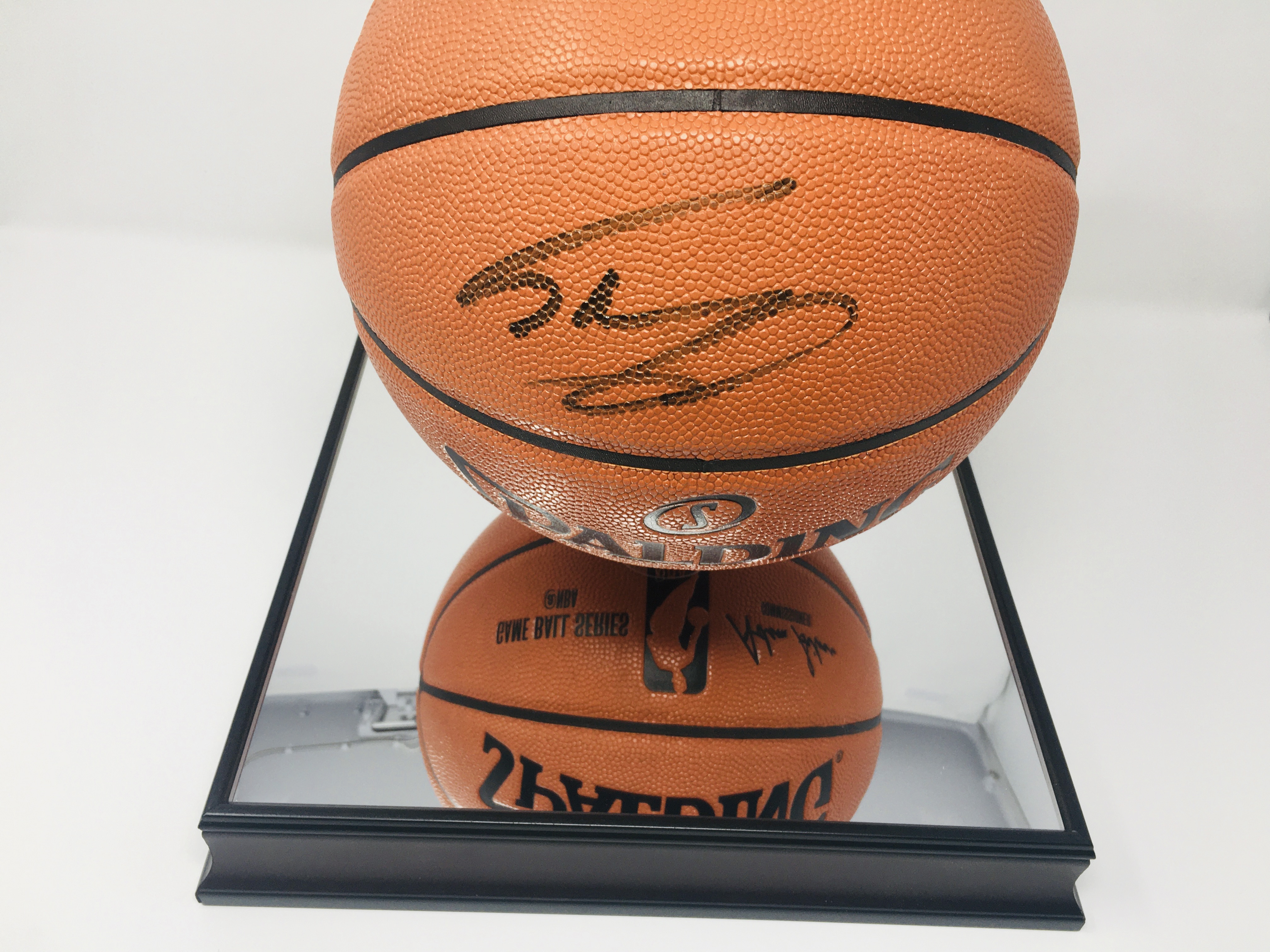 Kobe Bryant & Shaquille O'Neal Hand Signed Spalding Basketballs With Panini COA - Image 19 of 24