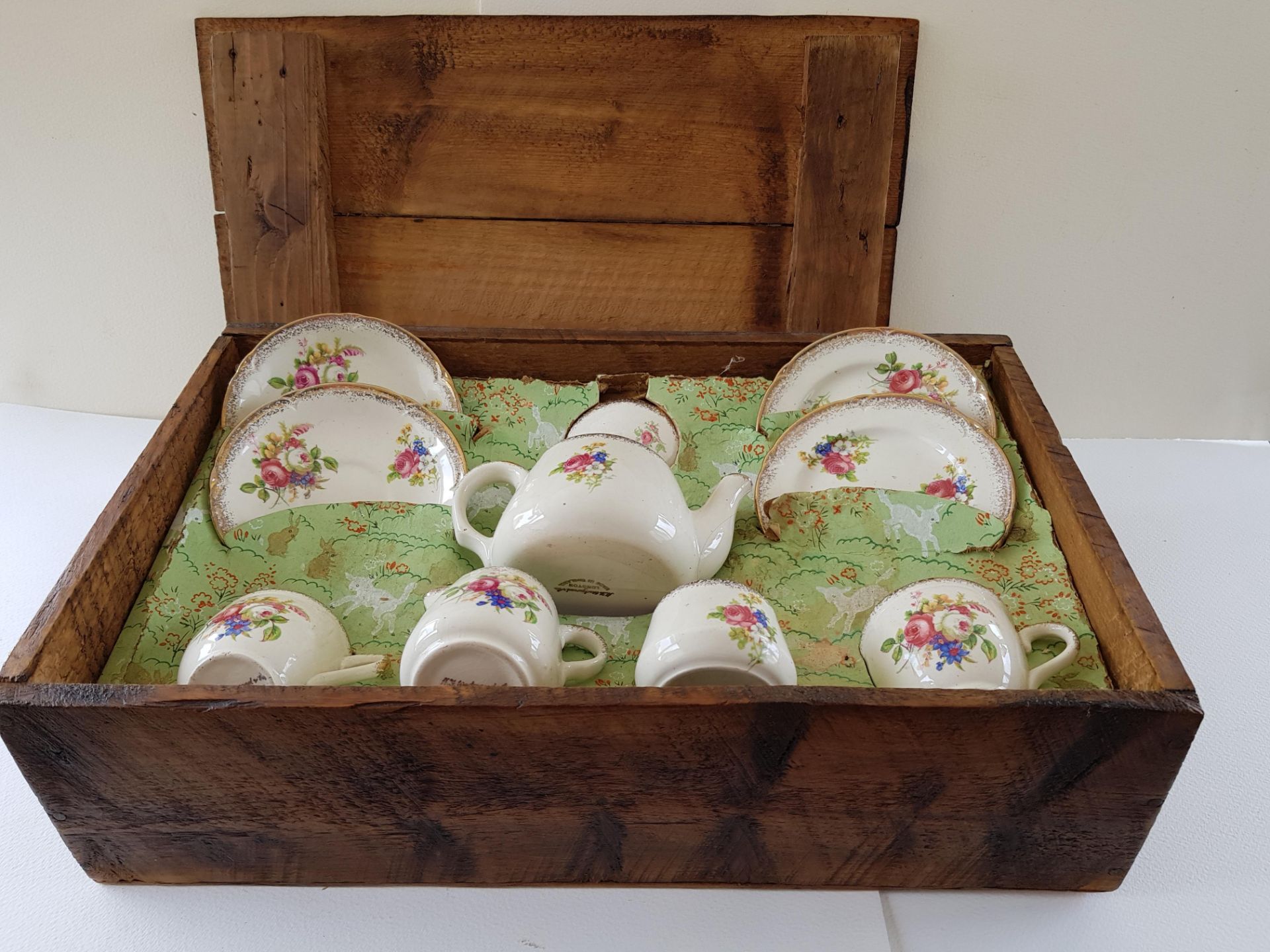 Vintage Wedgewood Childs Tea Set - Image 2 of 4