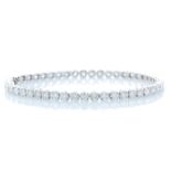 18ct White Gold Tennis Diamond Bracelet 7.67 Carats