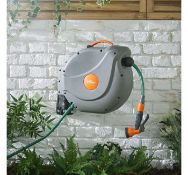 (MY54) 30m Garden Hose Reel Extra-long 30m hose stretches to suit small and large gardens. Smo...