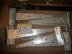 Excellent Lot of 9 Various Hinges