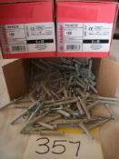 300 x Screws