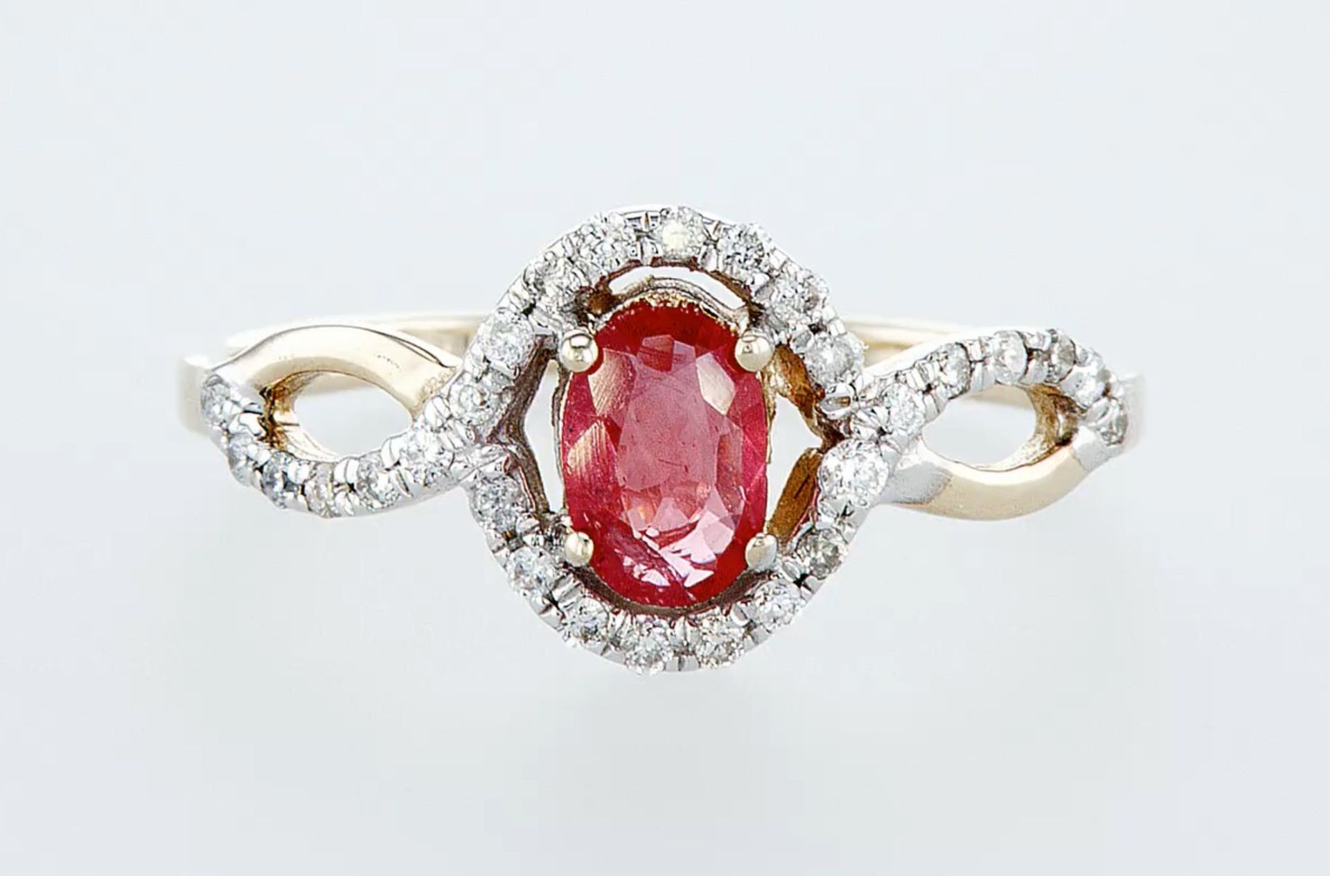 14 kt. White gold, Yellow gold - Ring - 0.59 ct Ruby - Diamonds