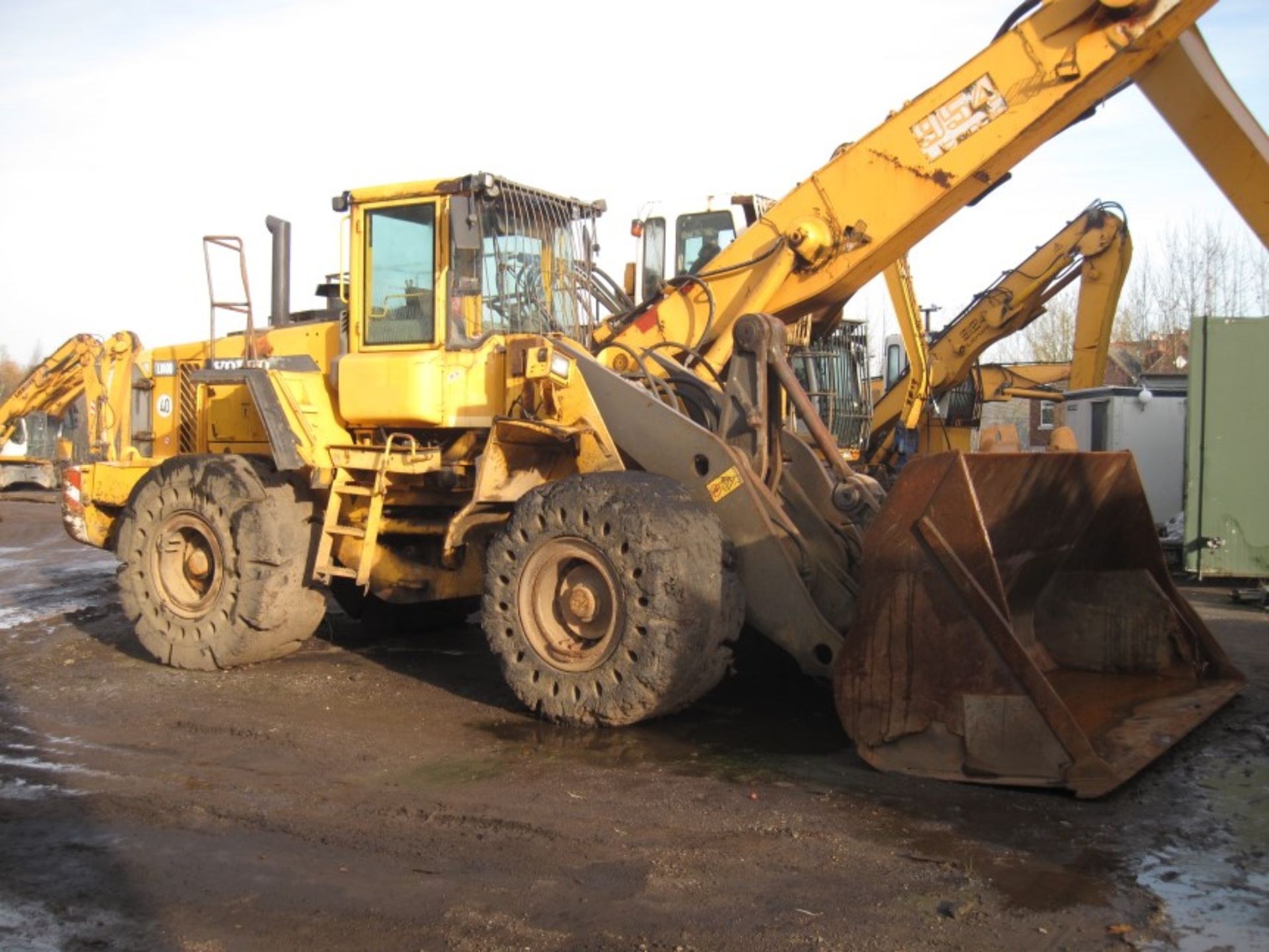 Volvo L180D Loading Shovel - Image 2 of 2