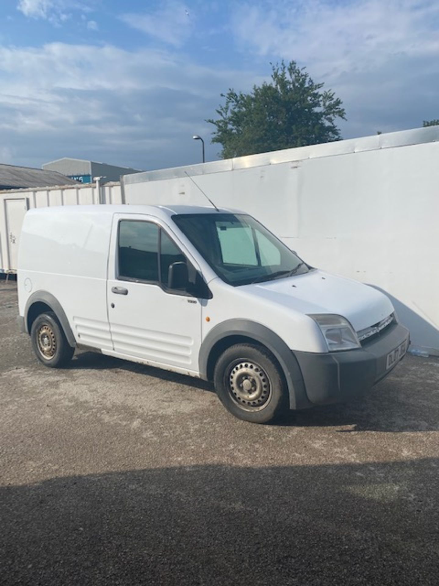 2007 FORD TRANSIT CONNECT 75 T200 VAN - Image 4 of 19