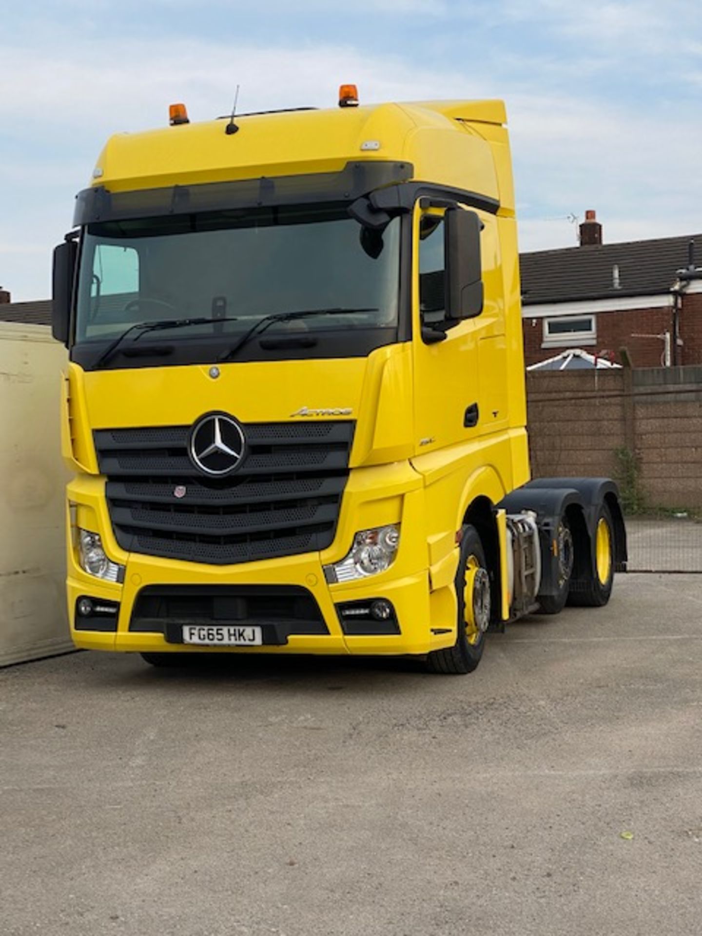 2016 (65) Mercedes-Benz Actros 2445 Stream space - Image 9 of 9