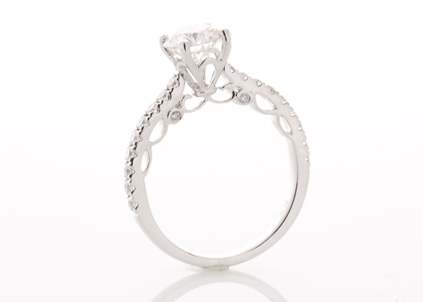 18ct White Gold Diamond Ring With Stone Set Shoulders 1.46 Carats - Image 5 of 6