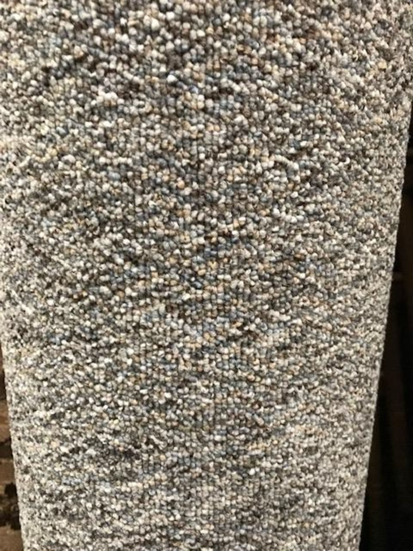 Belune 945 Carpet 3.2M X 4M - Image 3 of 3