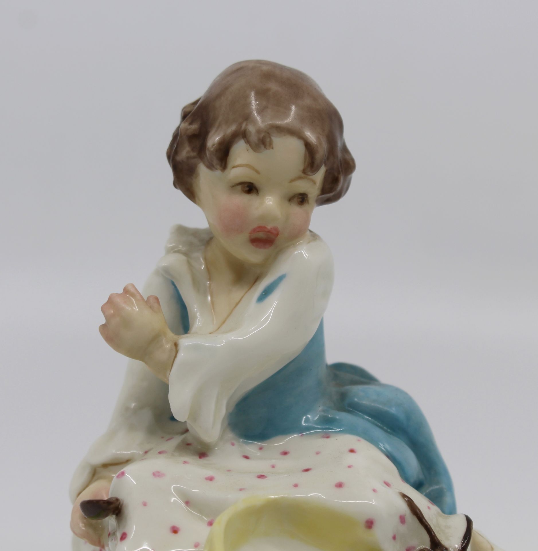 Royal Worcester Little Miss Muffet Figurine 3301 - Image 4 of 6