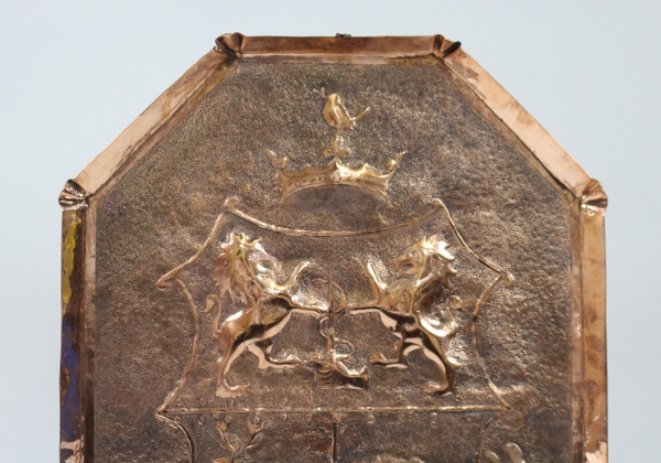 18th c. English Copper Armorial Wall Hanging - Image 8 of 8