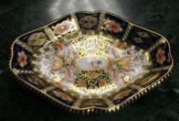 Royal Crown Derby Imari 'Old Witches' Dish