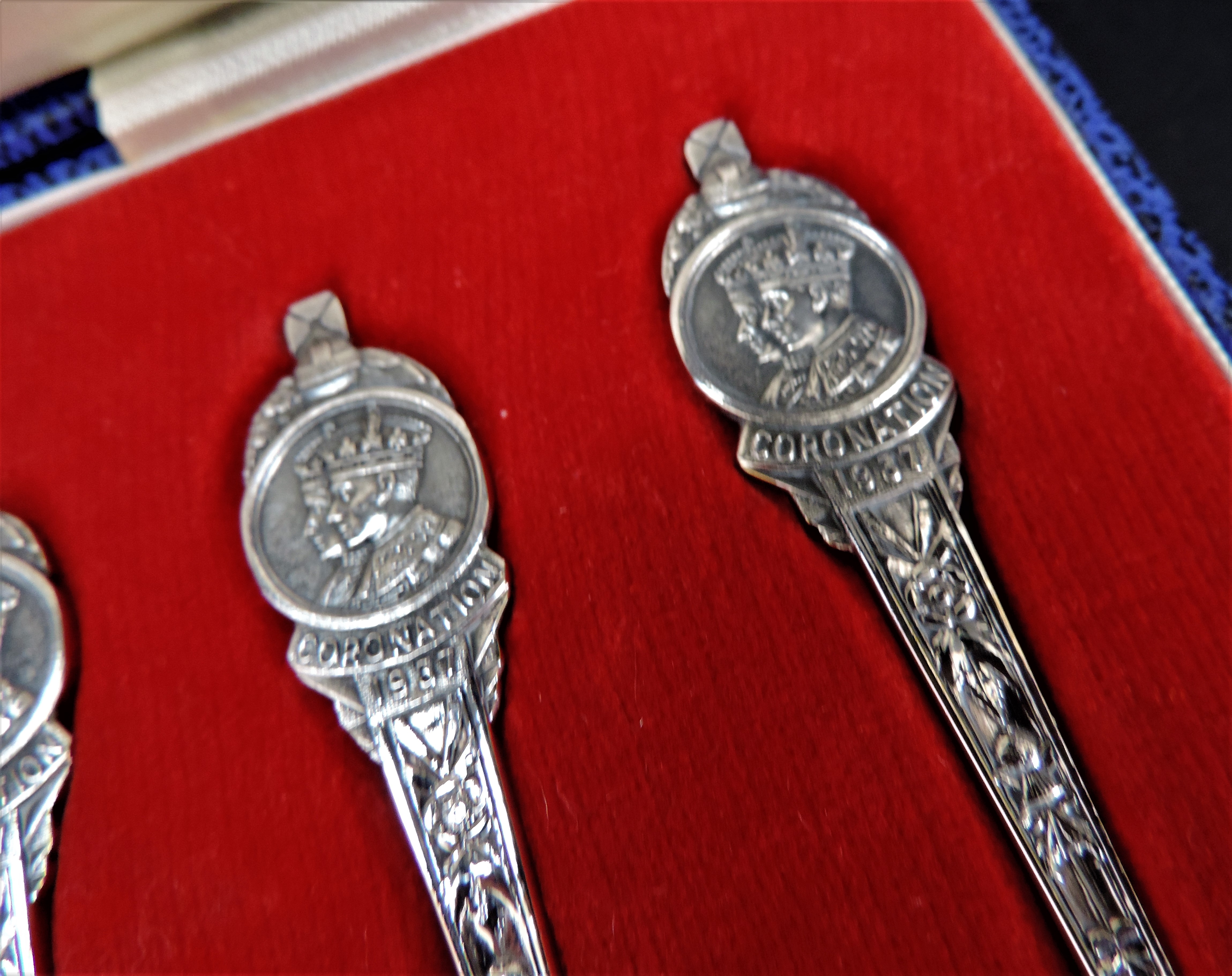 Set Silver Plate Teaspoons Coronation 1937 - Image 3 of 4