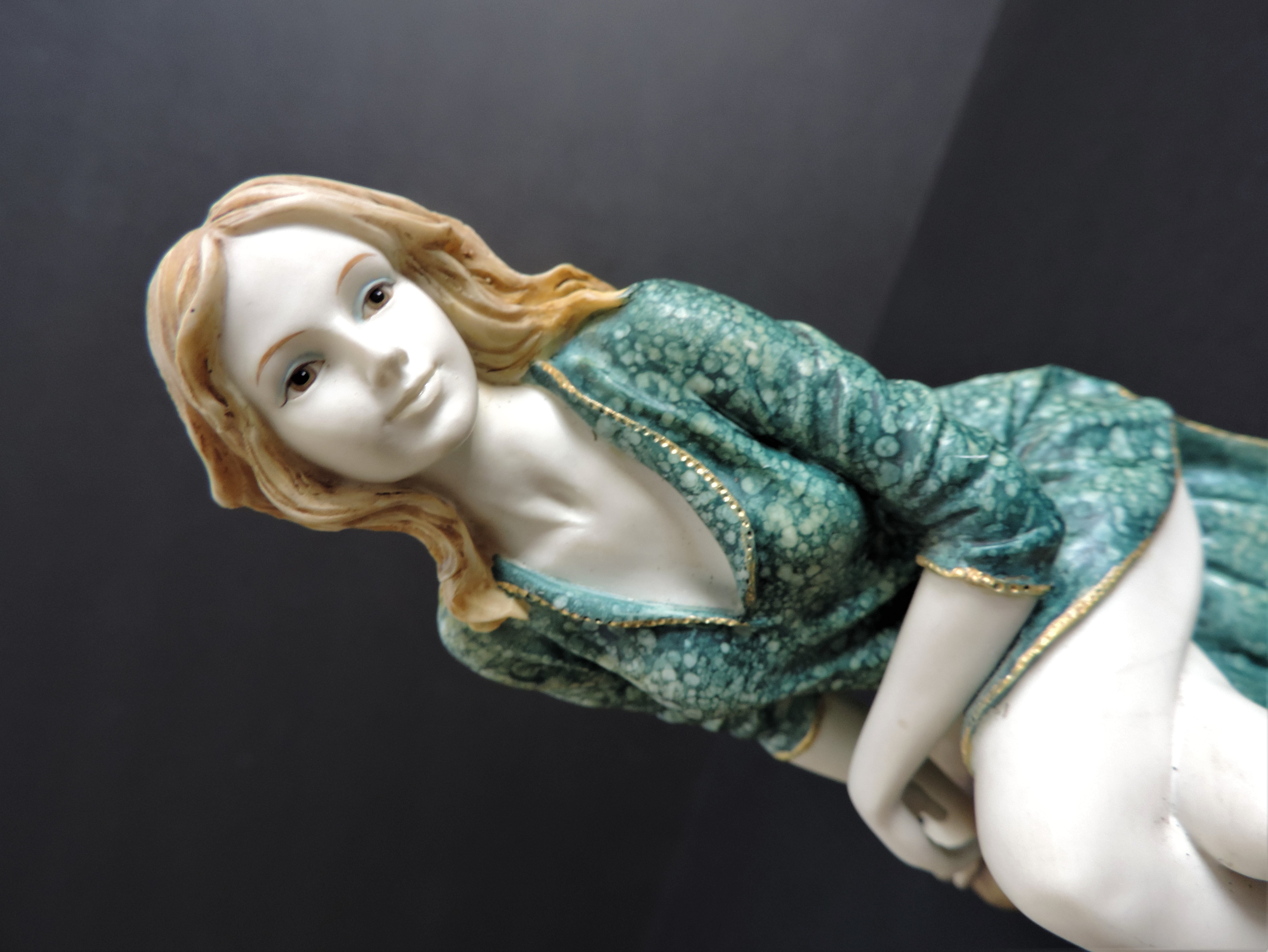 Regal Porcelain Figurine 'Joanne' - Image 2 of 4