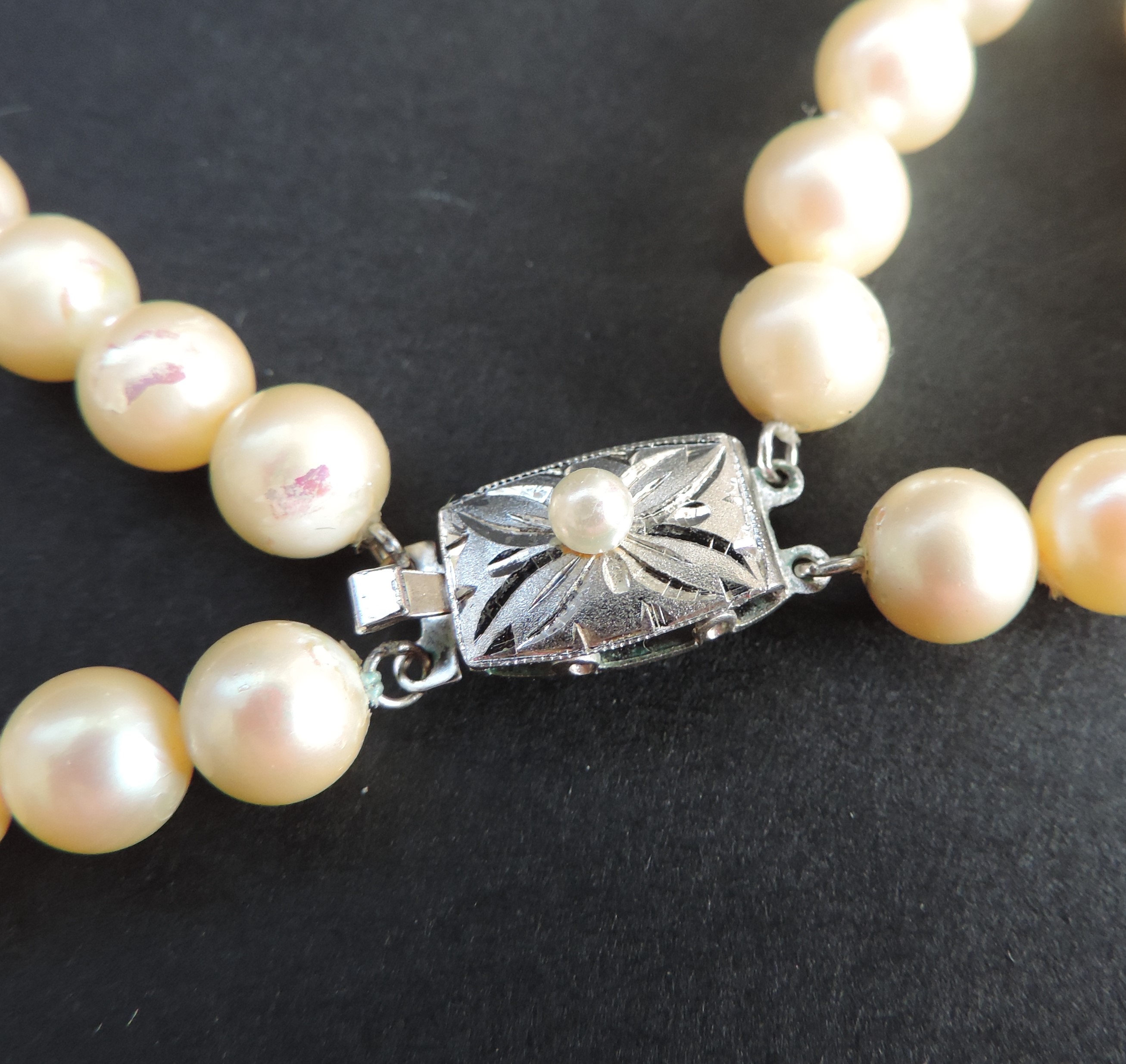 Vintage Pearl Necklace Silver Clasp - Image 4 of 4