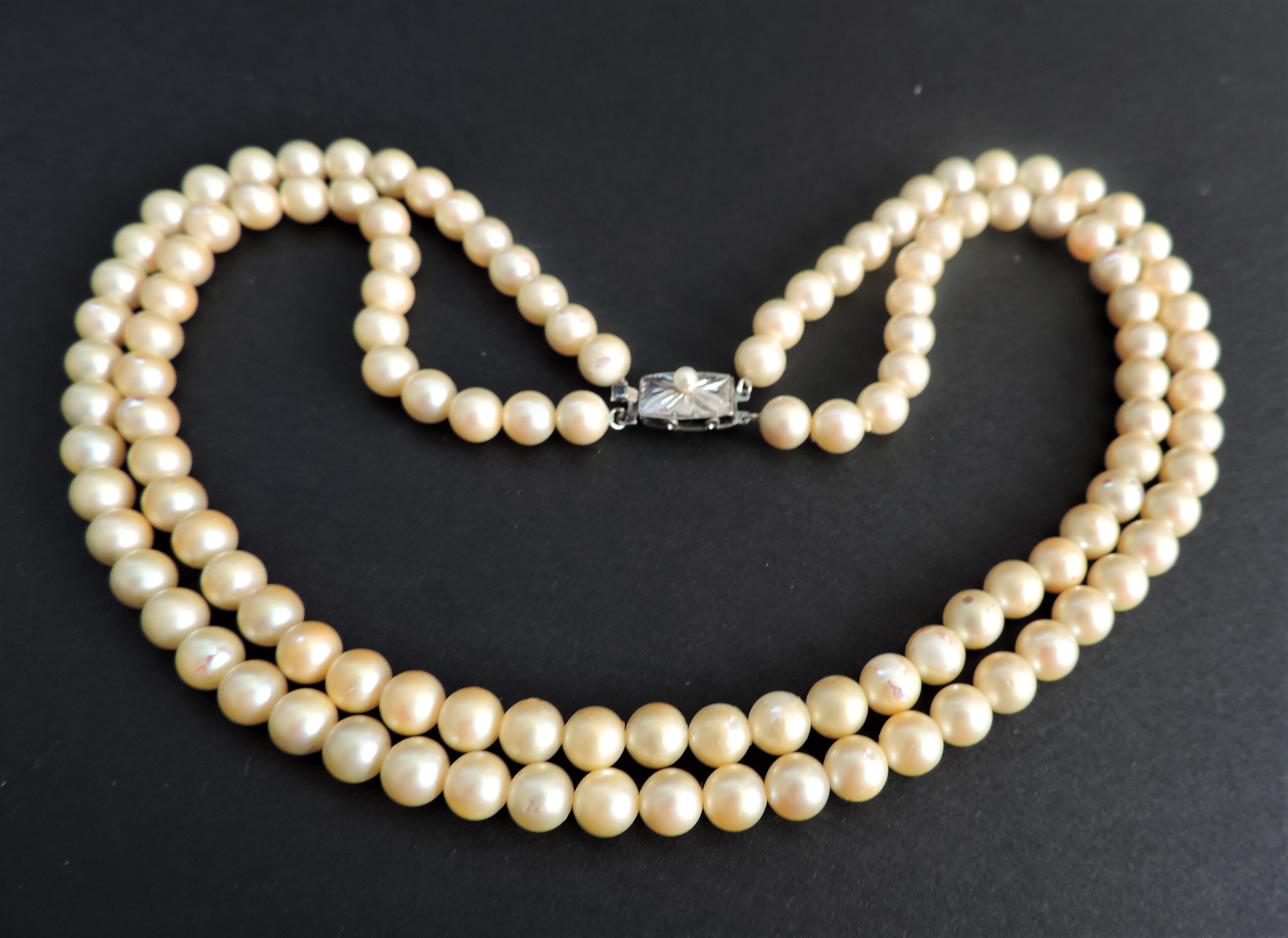 Vintage Pearl Necklace Silver Clasp - Image 2 of 4