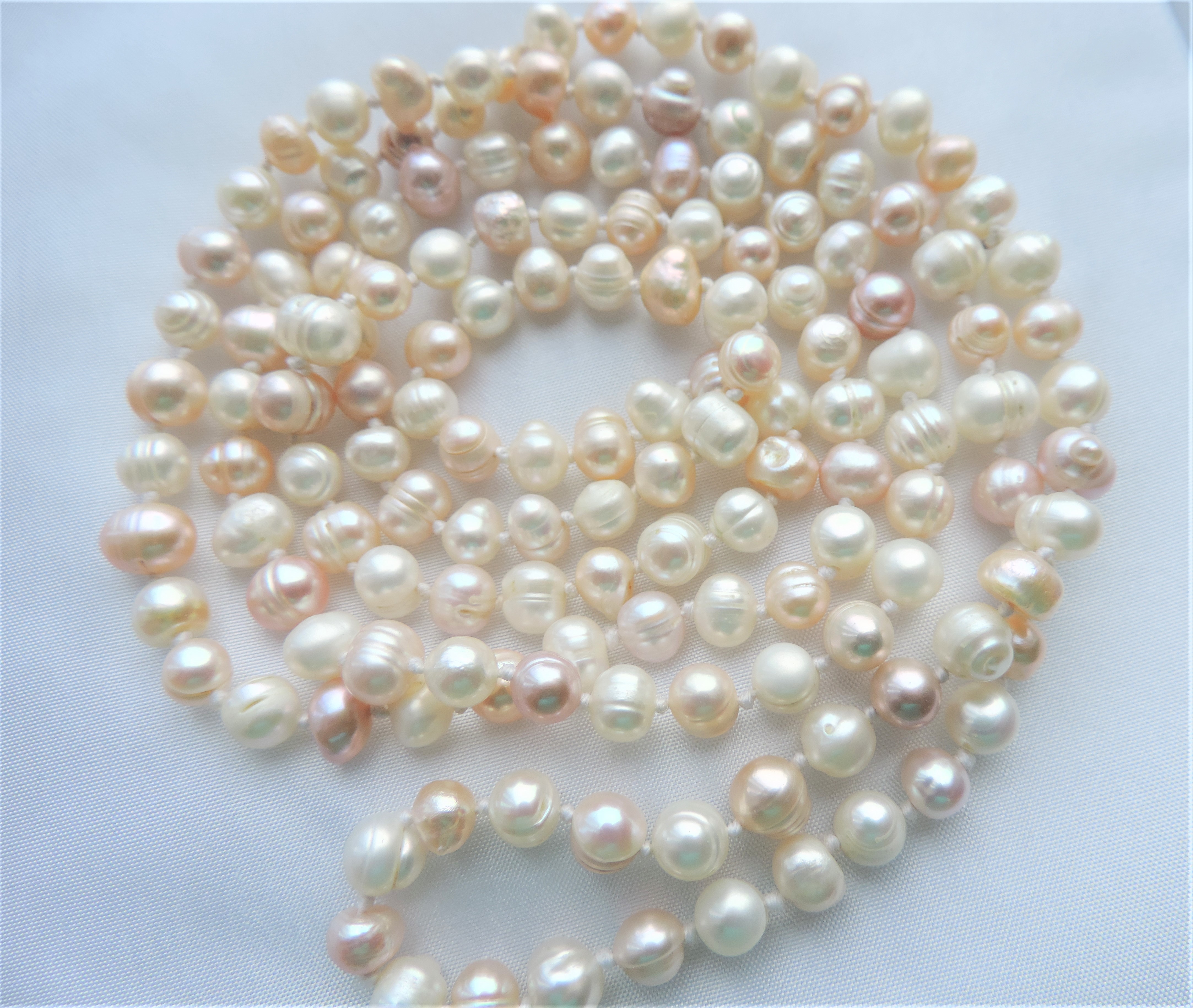 Cream, Pink & Peach Cultured Pearl Necklace 45 inches - Image 2 of 4