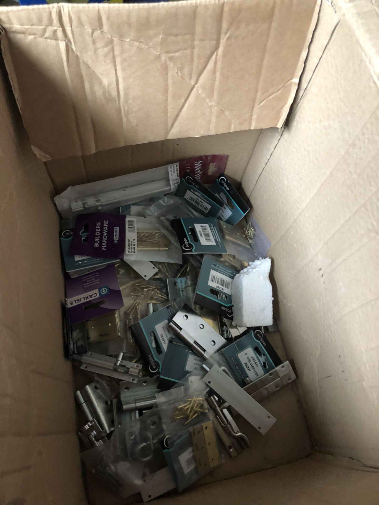 LARGE BOX OF HINGES