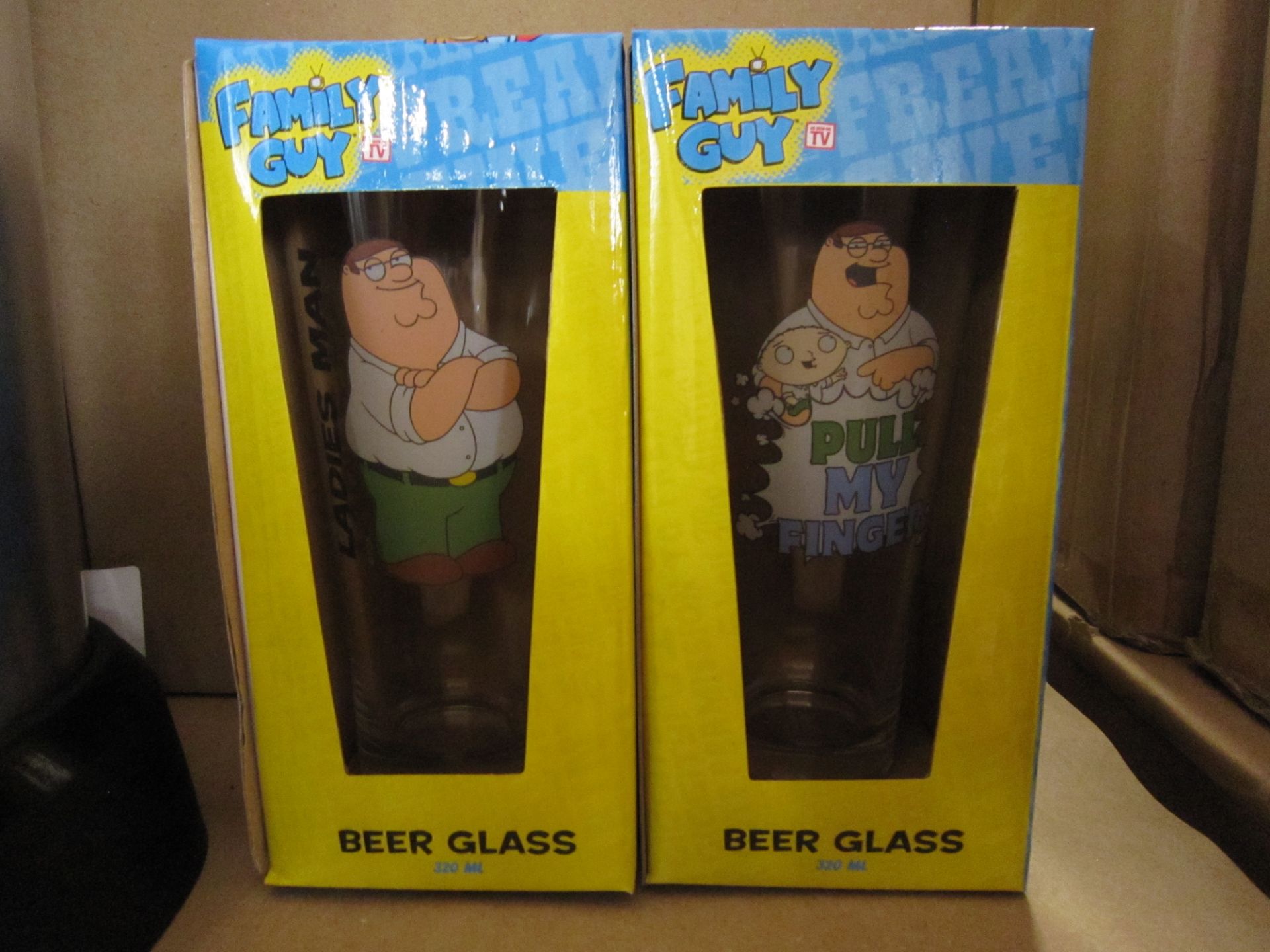 500pcs - Assorted over 2 x designs Family Guy Gift Glass - brand new and sealed - 500pcs in lot -