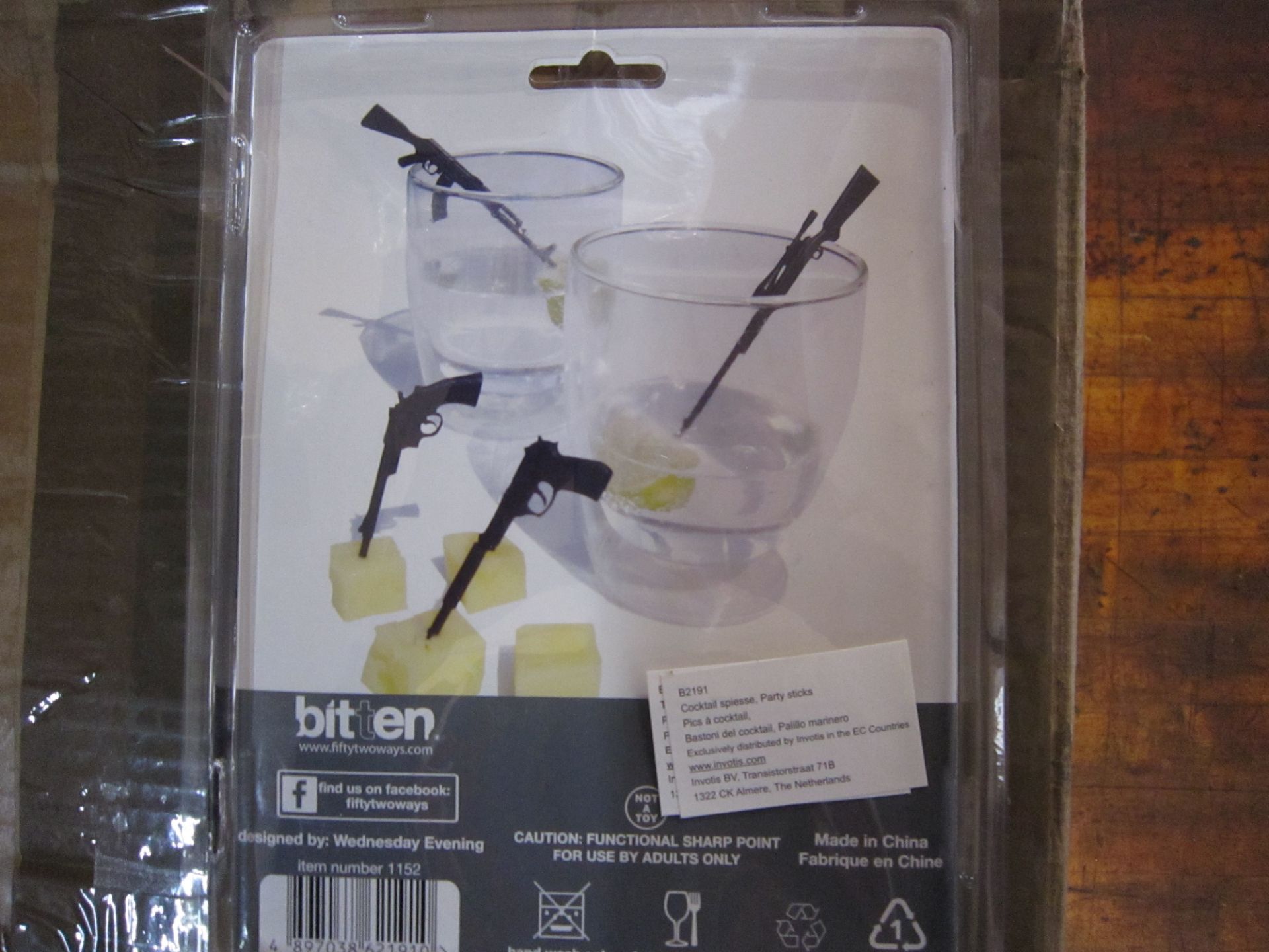 Appx 500pcs Sniper Bites brand new and sealed novelty cocktail sticks - original RRP £4.99 - appx 5