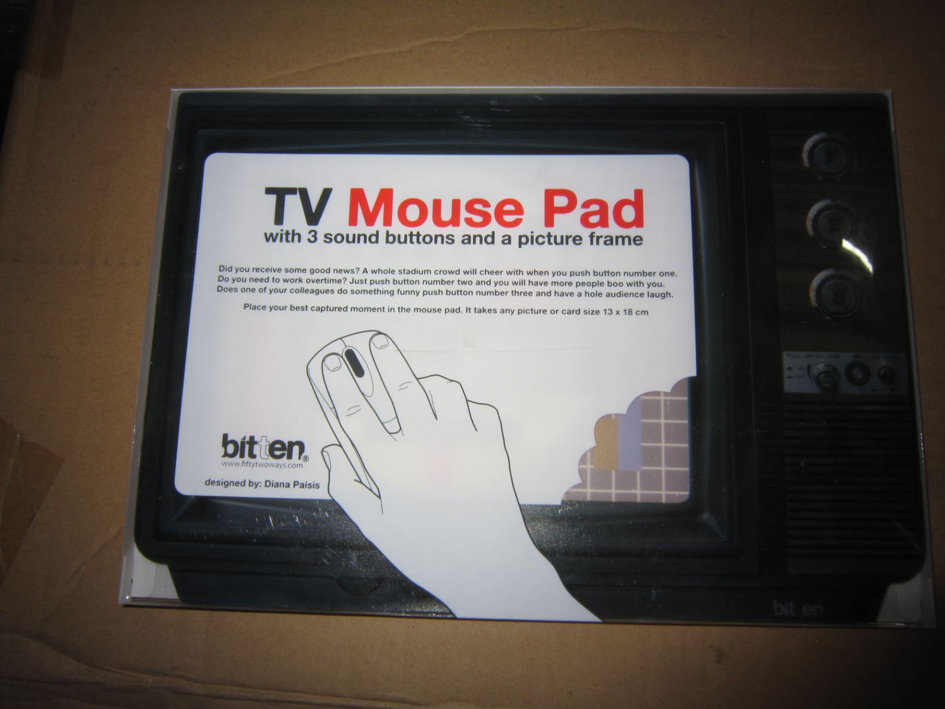 500pcs - Designer TV Mousemat in packaging new and sealed - design led novelty gift with streamline