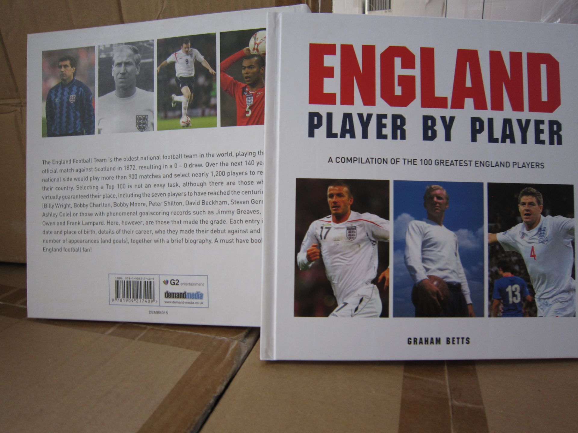 500pcs Brand new and unread England player by player book- possible future collectors item - 500pcs - Image 2 of 2