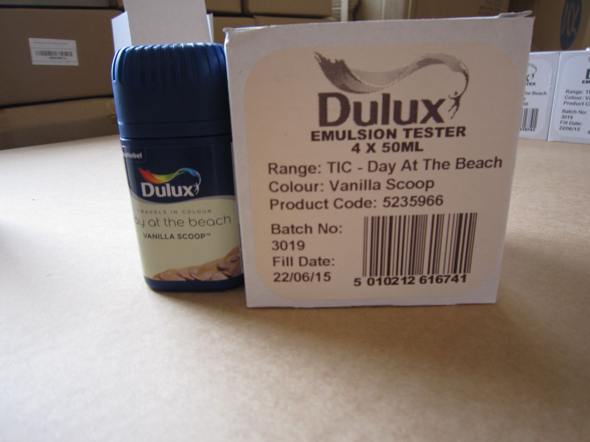 250 Packs of 4 Day at the Beach Vanilla Scoop Dulux 50ml