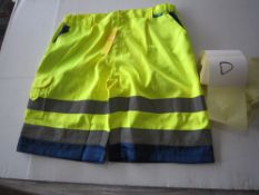 38 x Hi Visibility yellow polycotton shorts in size M in original packaging (11d)