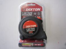 55 x Dekton 7.5M retractable tape measures in rubberised outer for a good grip - professional model