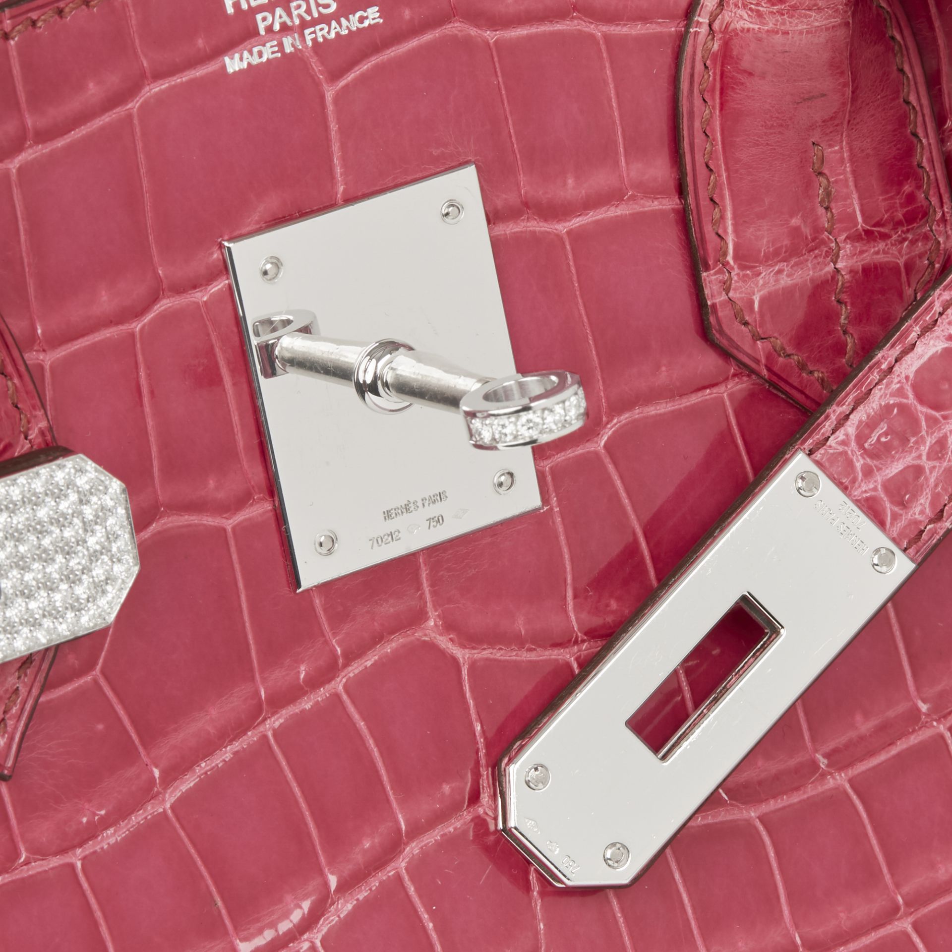 Hermès Fuschia Shiny Porosus Crocodile Leather 'Diamond' Birkin 30Cm - Image 5 of 11