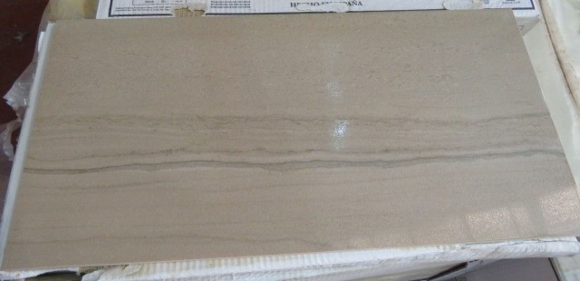 NEW 7.56m2 Bloomsbury Brook Edge Lapatto Rock Wall and Floor Tiles. 300x600mm per tile, 8.3mm ... - Image 2 of 2