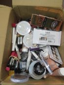 Circa. 200 items of various new make up acadamy make up to include: retro luxe metallic lip kit...