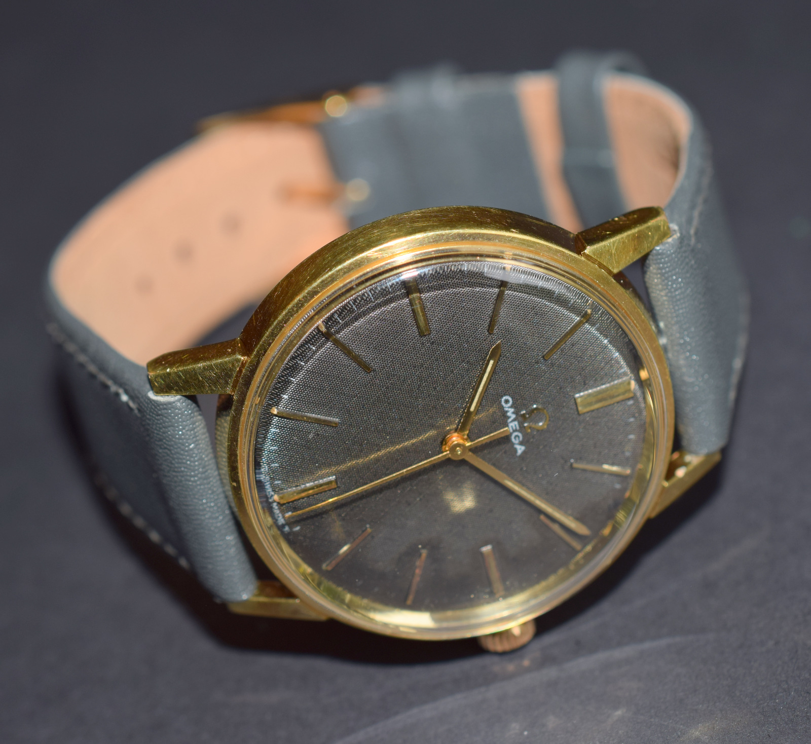 Grey Linen Dial Omega Seamaster - Image 6 of 8