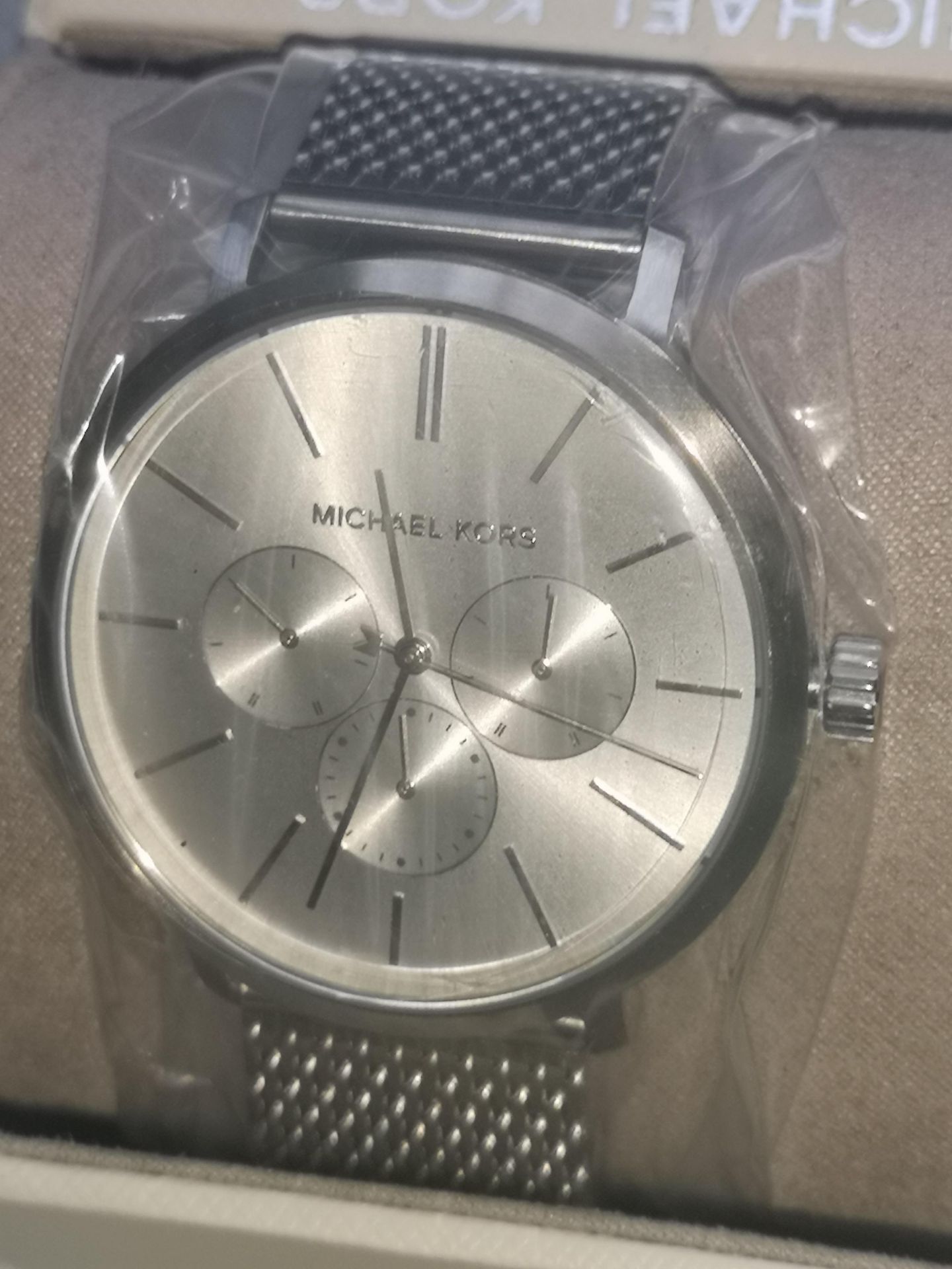 Michael Kors Mens Analogue Quartz With Silver Stainless Steel Strap Watch Mk8677 - Image 2 of 3