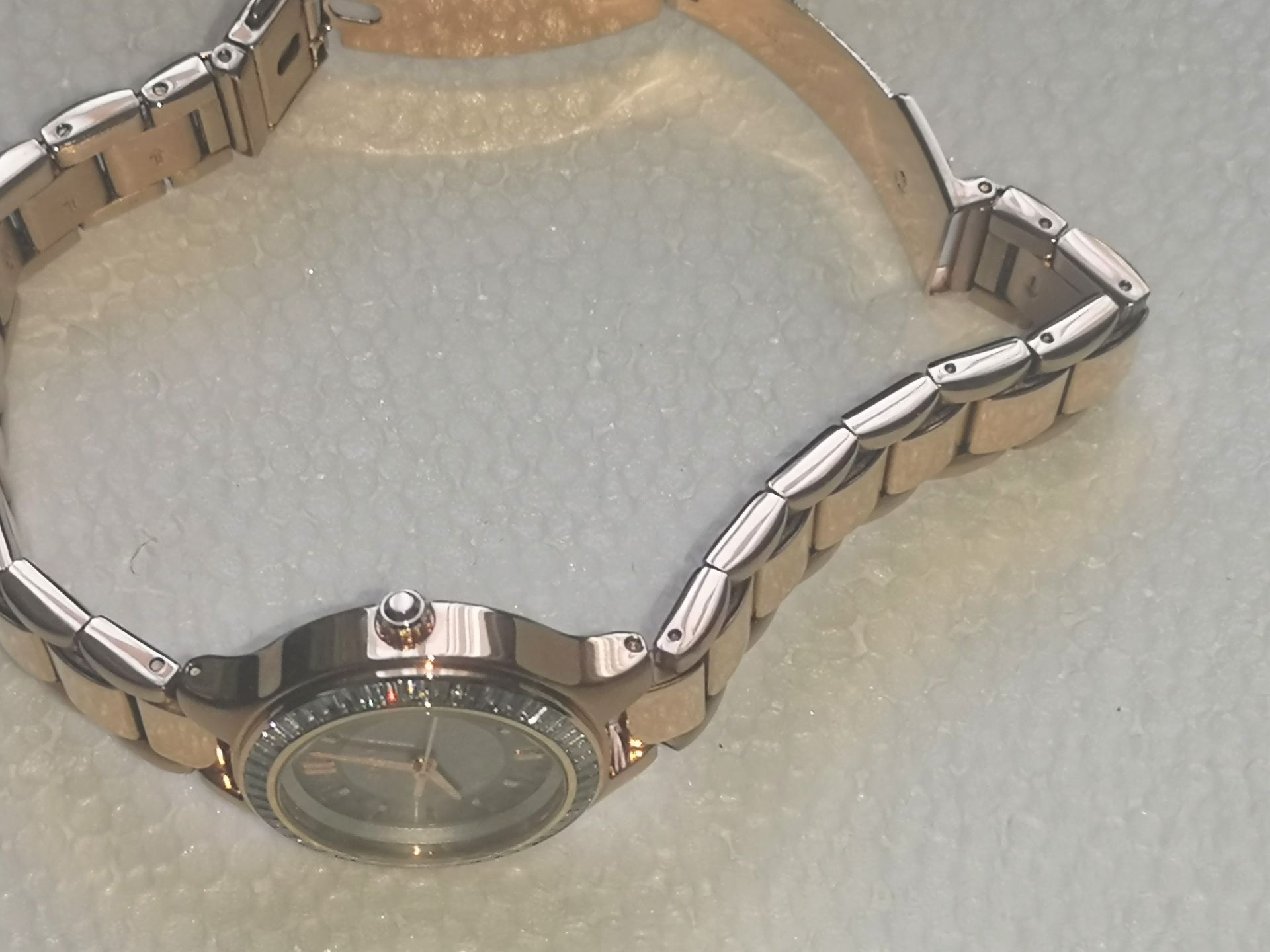 Dkny Womens Analogue Quartz Watch With Stainless Steel Strap Ny2393 - Image 2 of 8