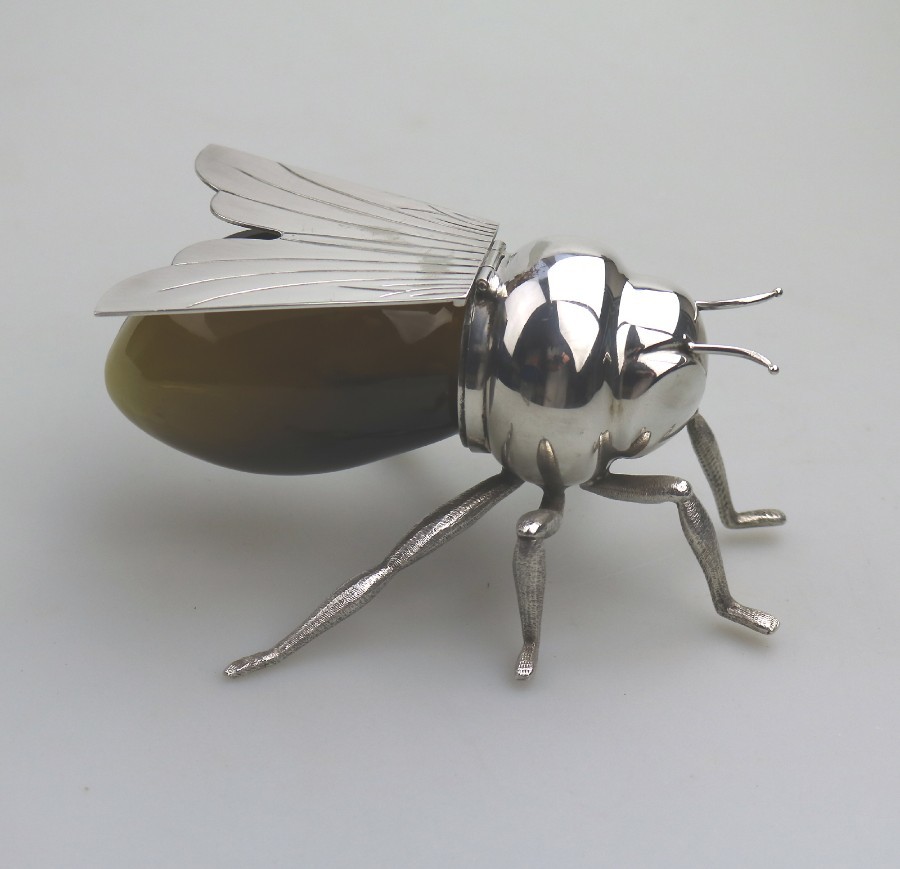 A rare Mappin & Webb novelty Bee Honey Pot C.1900-1925 - Image 4 of 12