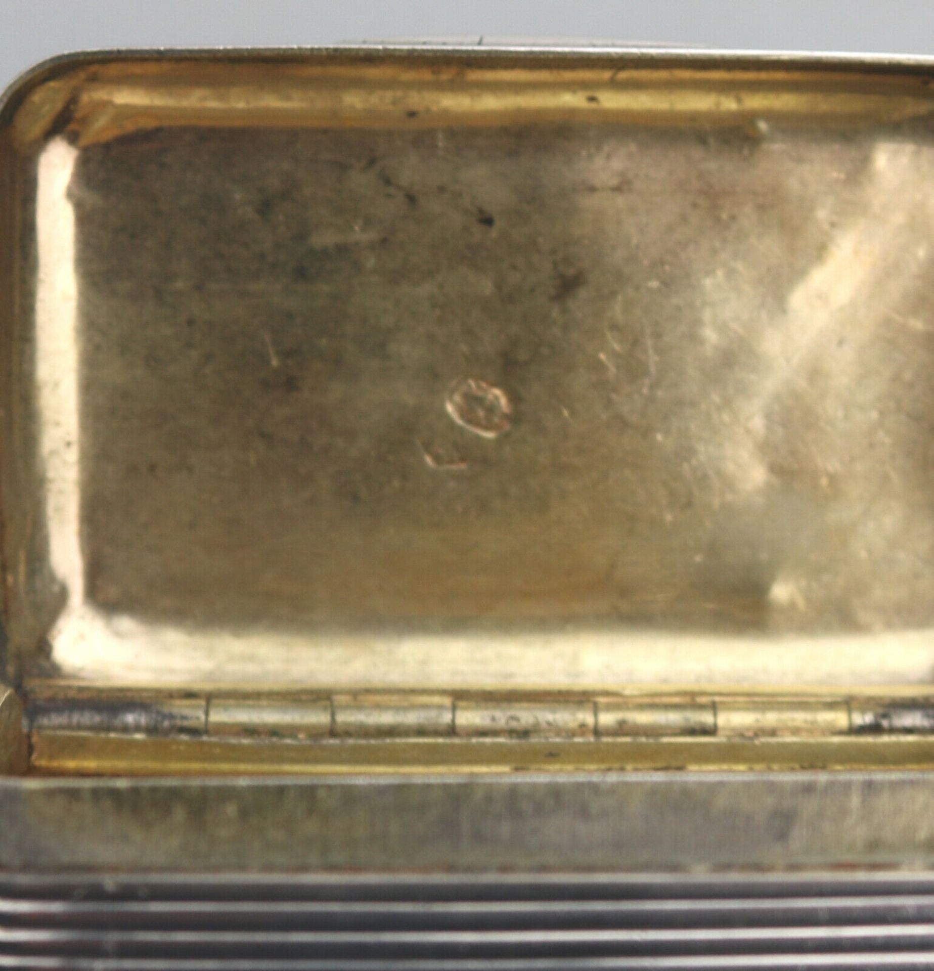 A good French solid silver reeded rectangular Snuff Box C.1830 - Image 10 of 10