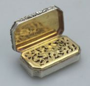 A good William IV solid silver Vinaigrette C.1832