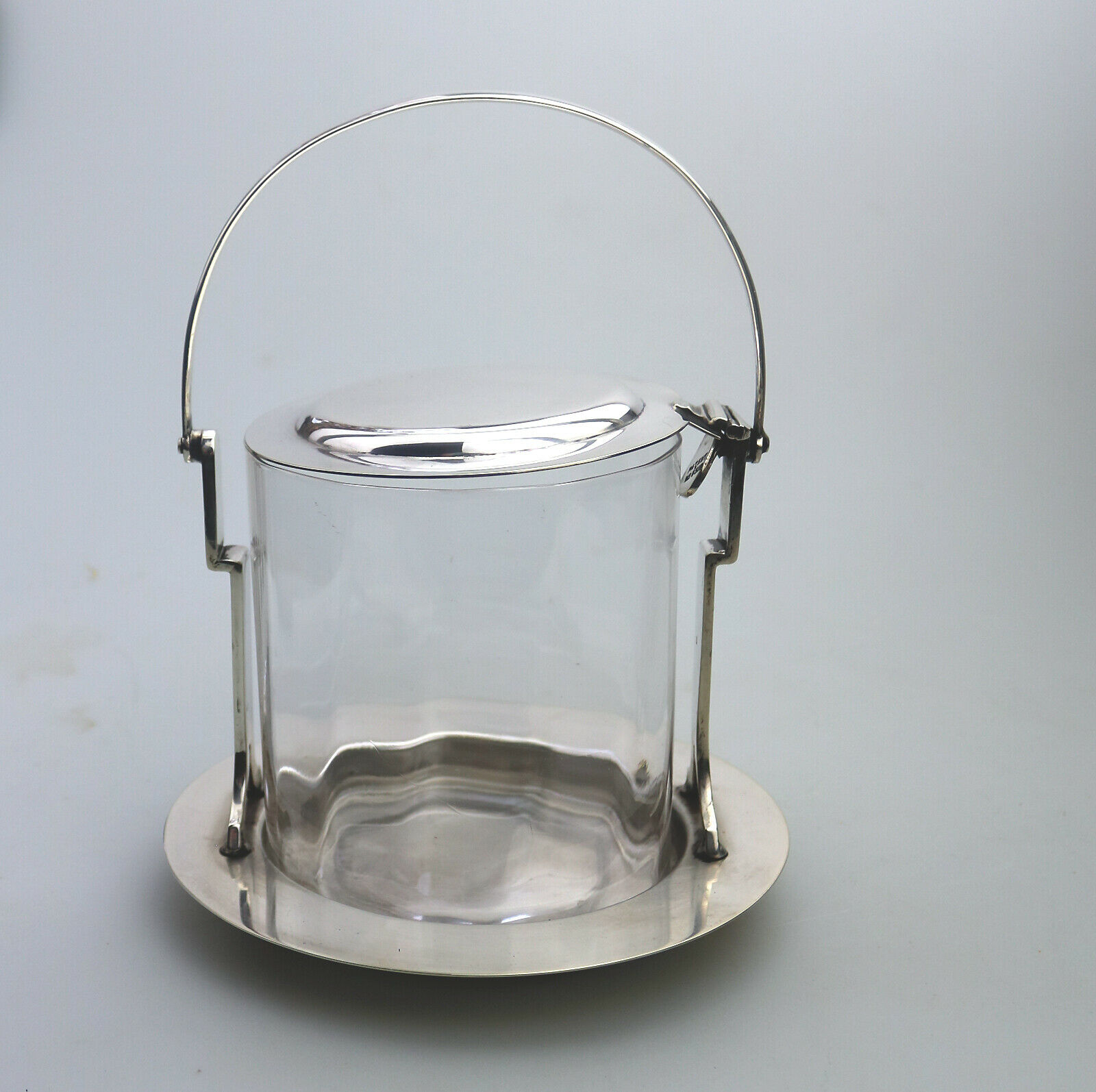 An Art Deco Novelty Silver Plate automatic opening Biscuit Jar by Hukin & Heath C.1920 - Image 6 of 9