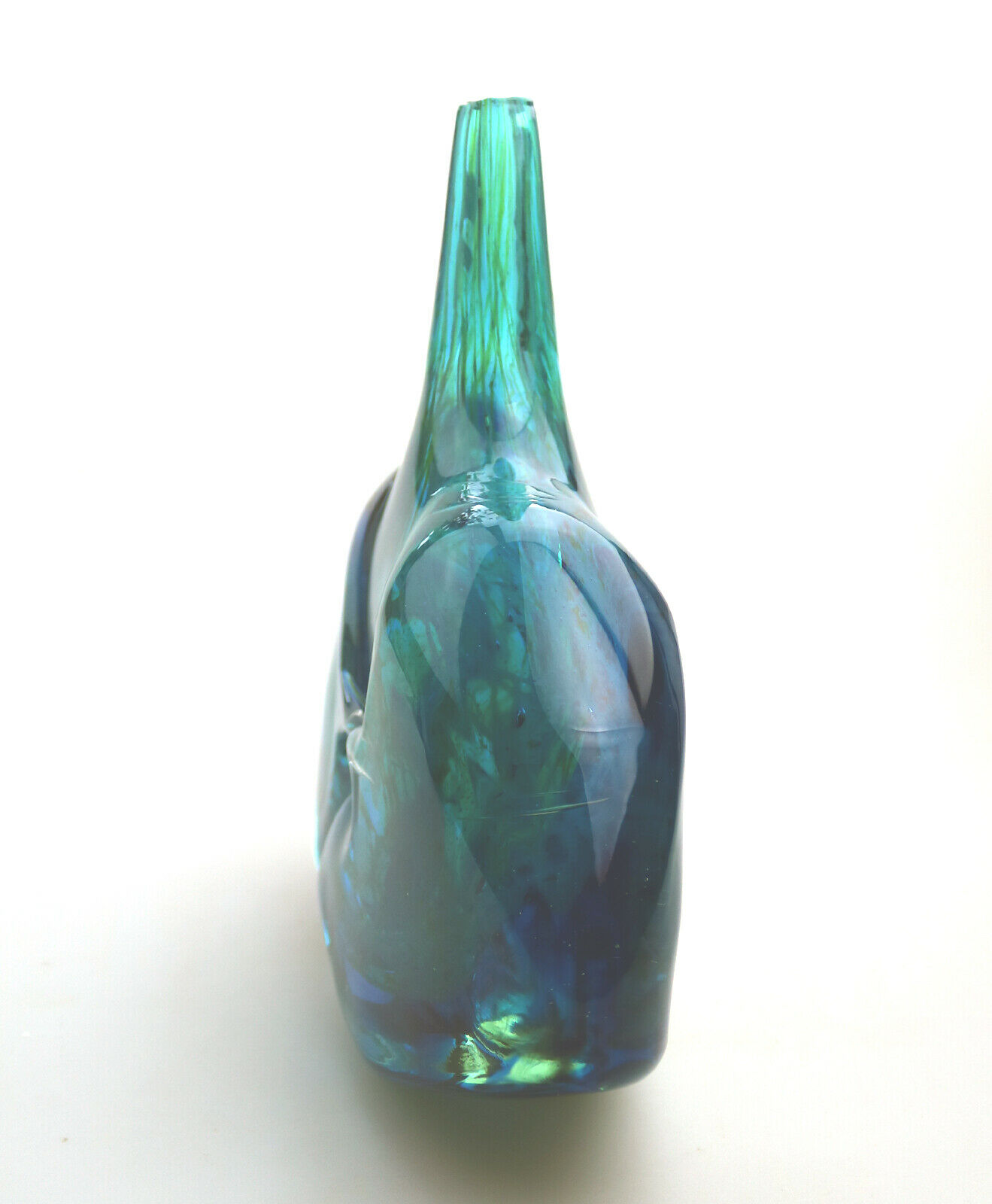 A large Maltese Mdina Art Glass Fish / Axe Head Vase C.1978 - Image 6 of 11