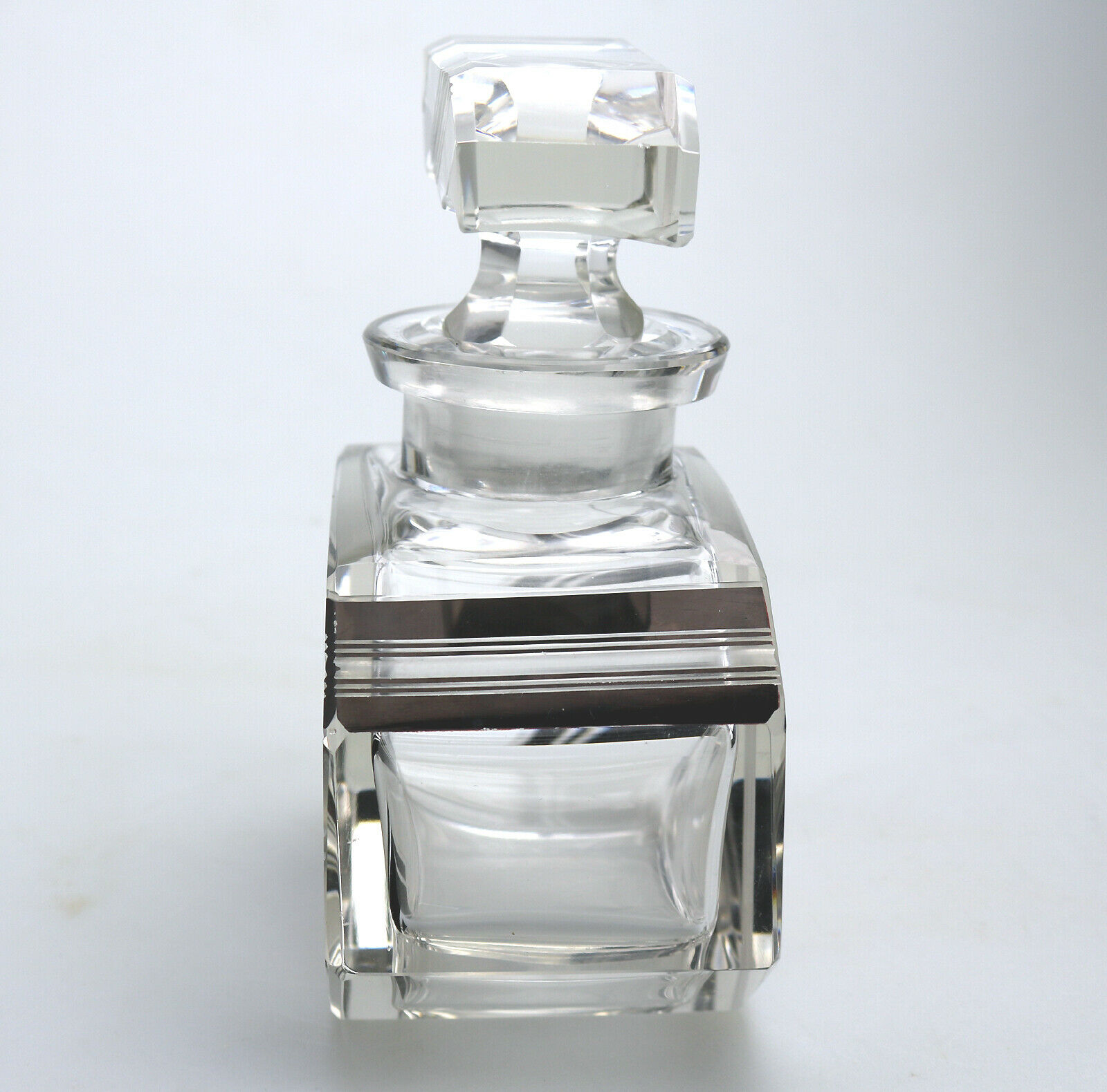An exceptional Art Deco black enamel and cut Scent Bottle by Karl Palda C.1930 - Image 4 of 8