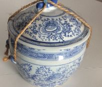 19Th Century Quig Chinese Rice Ginger Blue And White Porcelain Jar