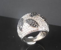 Massive Silver Ring With Black Stone Leaf'S