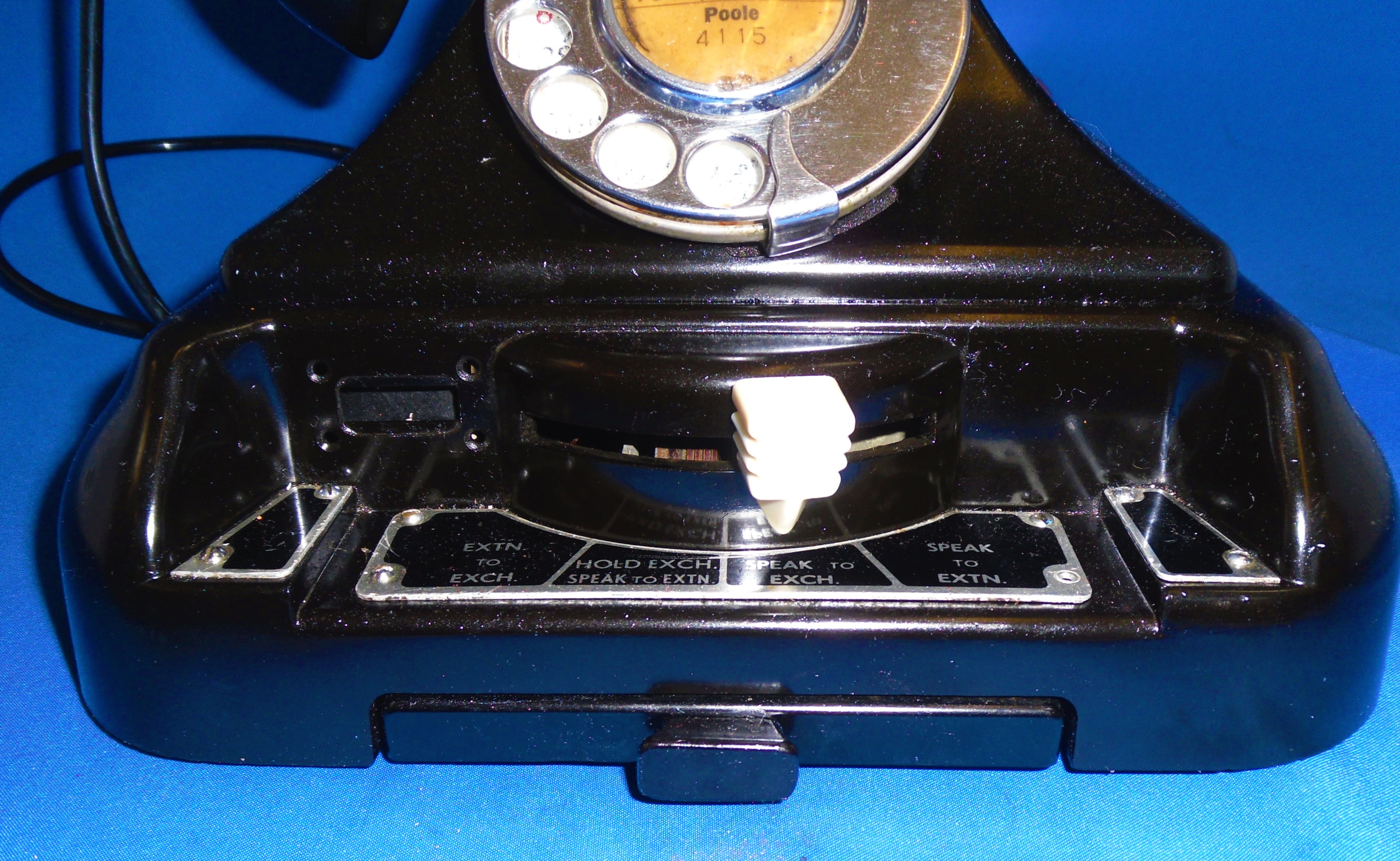 1930s Telephone Pyramid GPO King with Intercom Switching 232 Series Bakelite Telephone With Interco - Image 6 of 9
