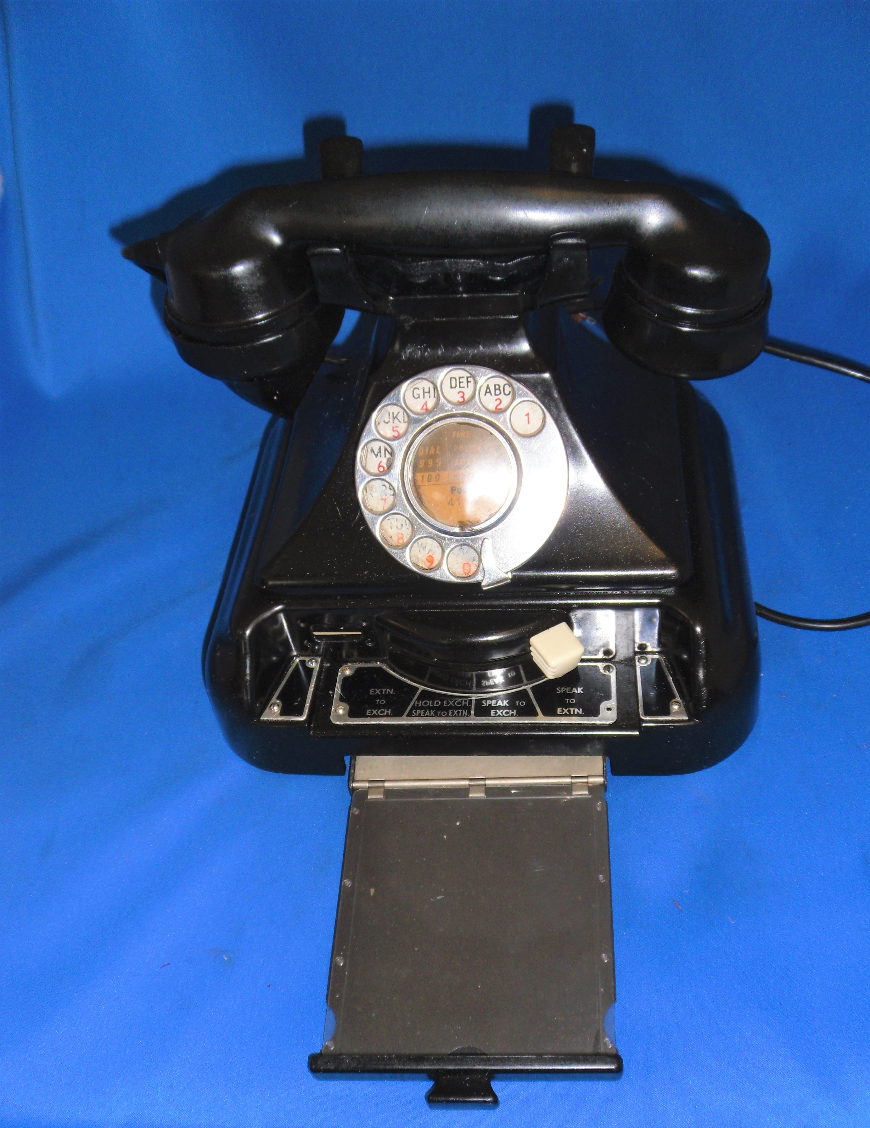 1930s Telephone Pyramid GPO King with Intercom Switching 232 Series Bakelite Telephone With Interco - Image 8 of 9