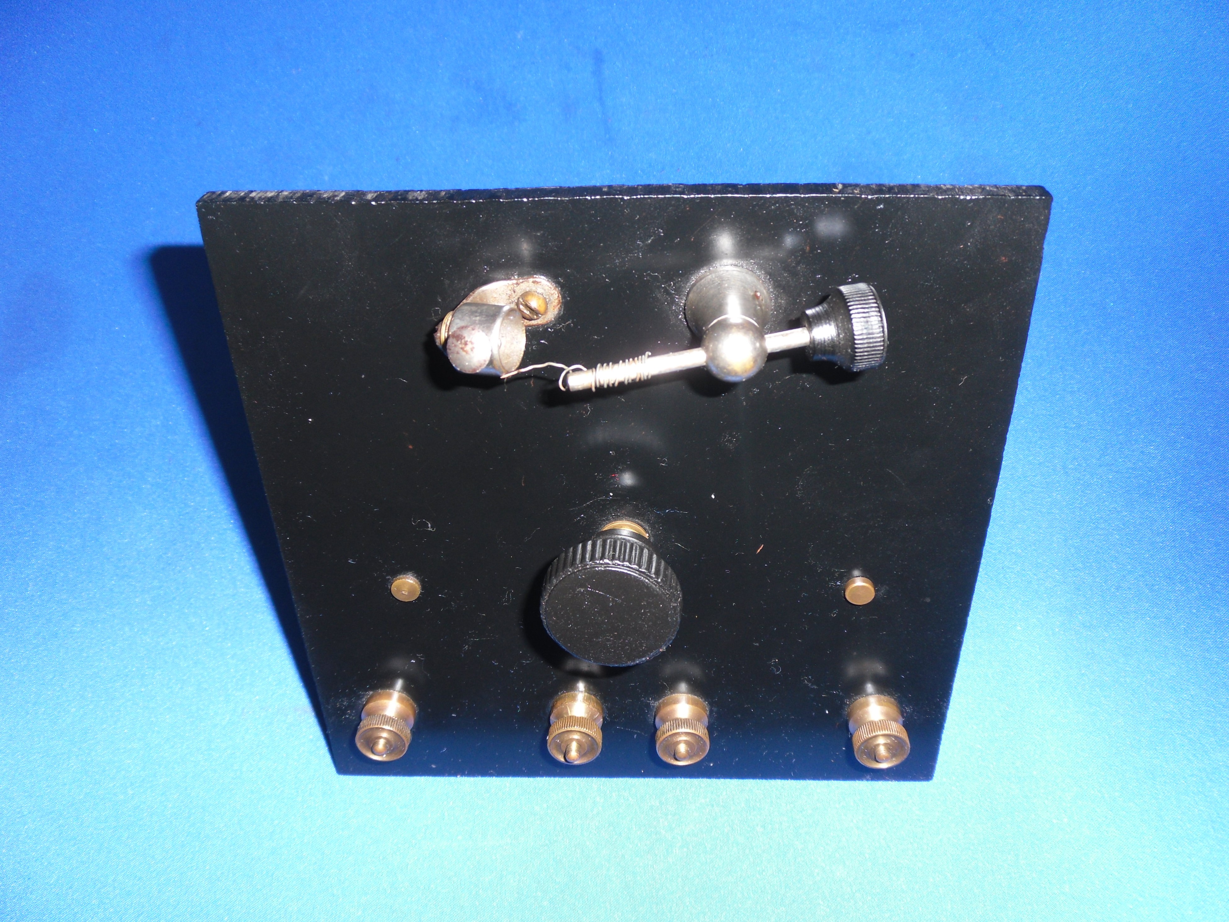 Antique Crystal Radio Believed a "The Post Office Box" Boxed Dr CECIL Crystal - Image 3 of 8