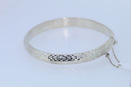 Stamped 925 Silver Etched Bangle