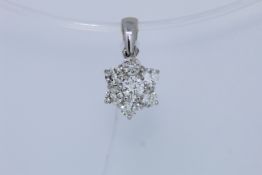 18 White Gold Diamond Cluster Pendant