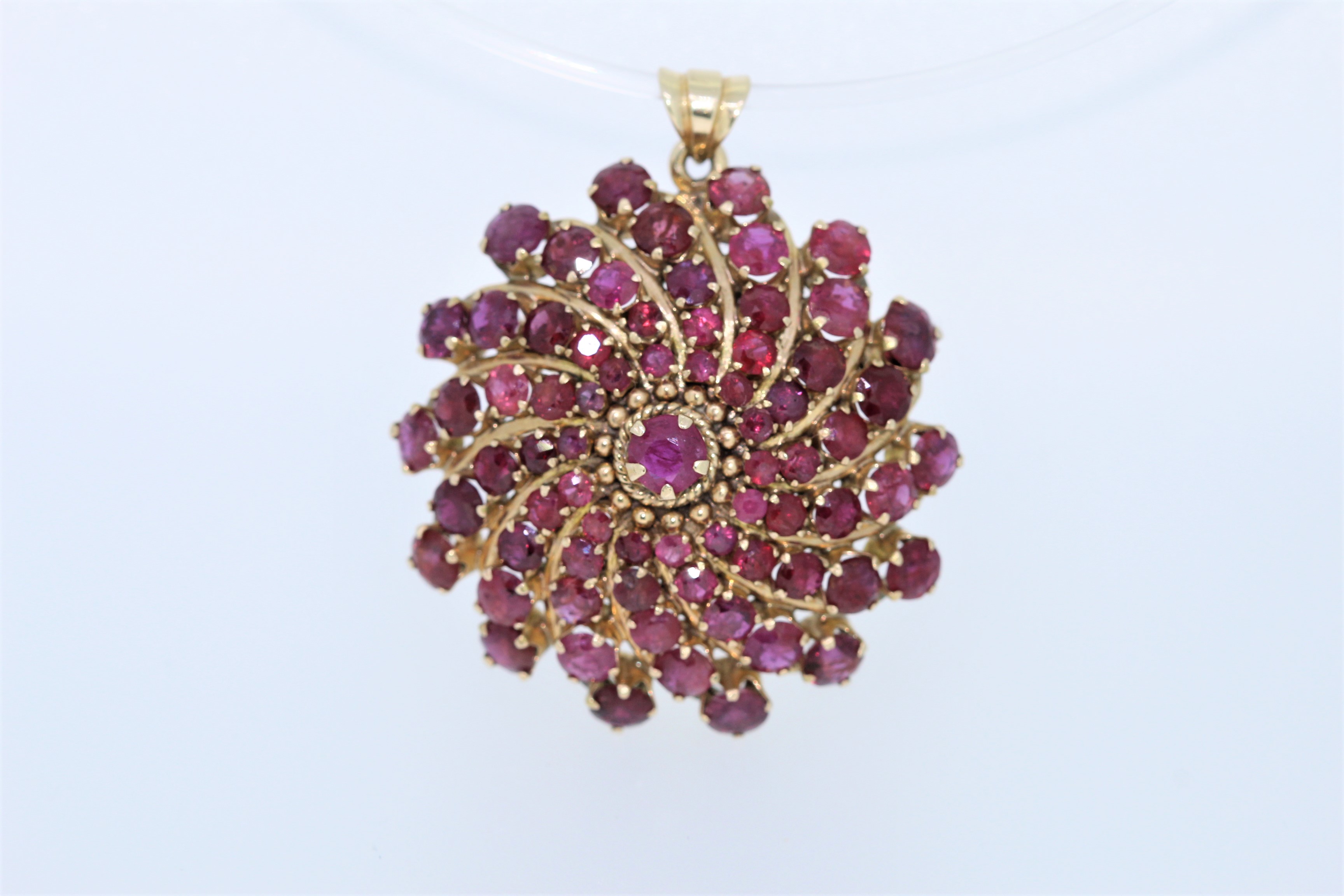 Vintage Gold Ruby Set Pendant / Broach - Image 4 of 6